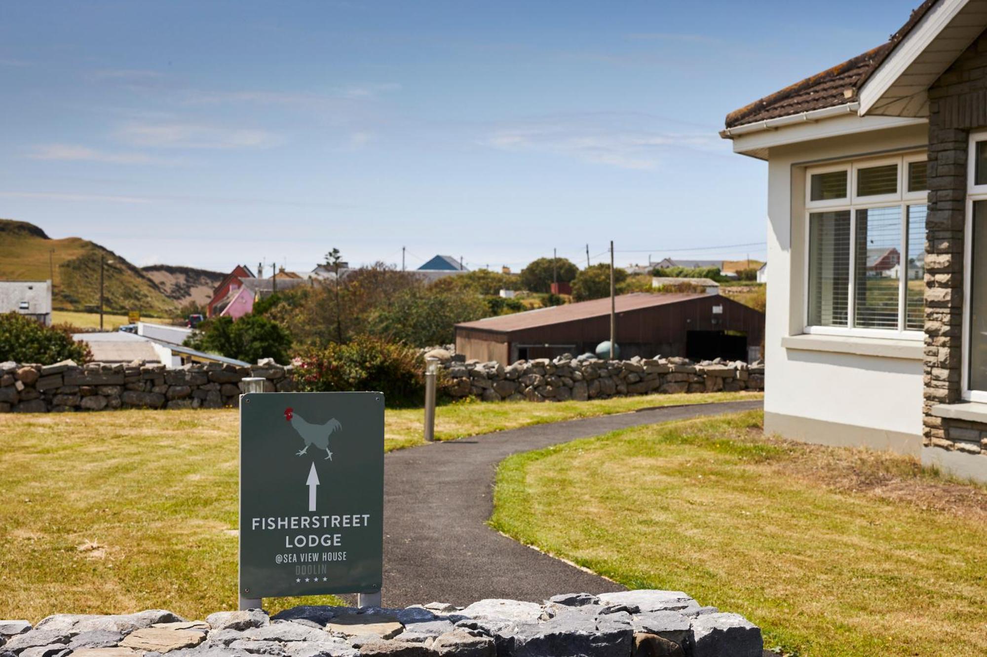 Luxury Lodges In Doolin Village With Hot Tubs الغرفة الصورة